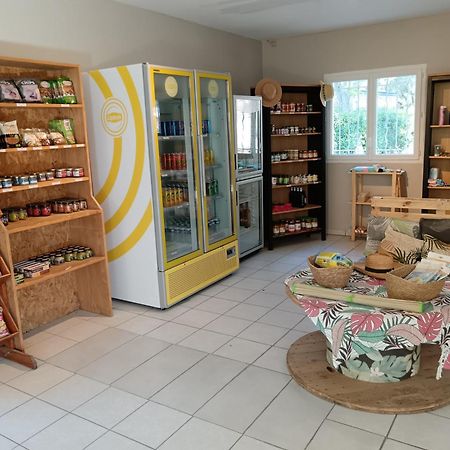Camping De La Vallee Heureuse Orgon Eksteriør billede