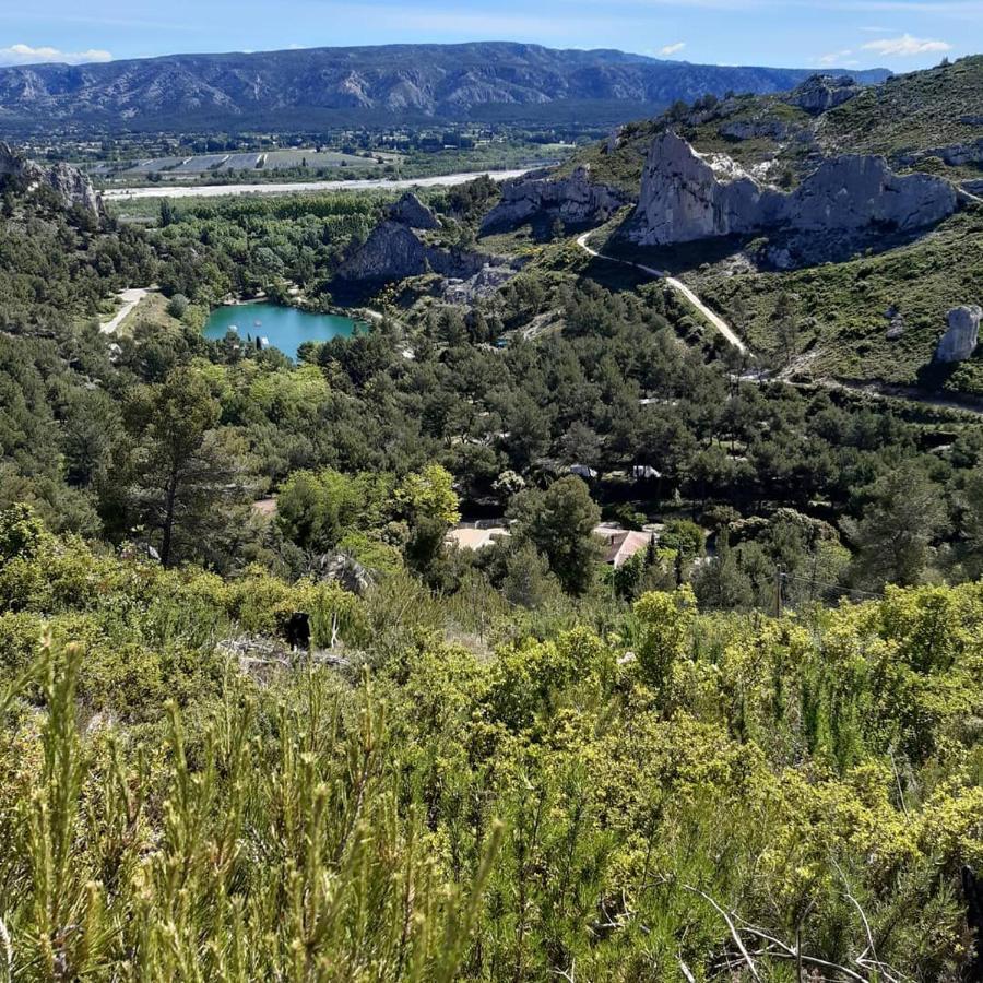 Camping De La Vallee Heureuse Orgon Eksteriør billede